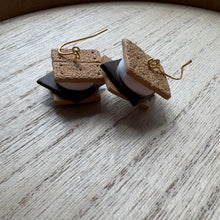 Load image into Gallery viewer, S'mores! (gold)
