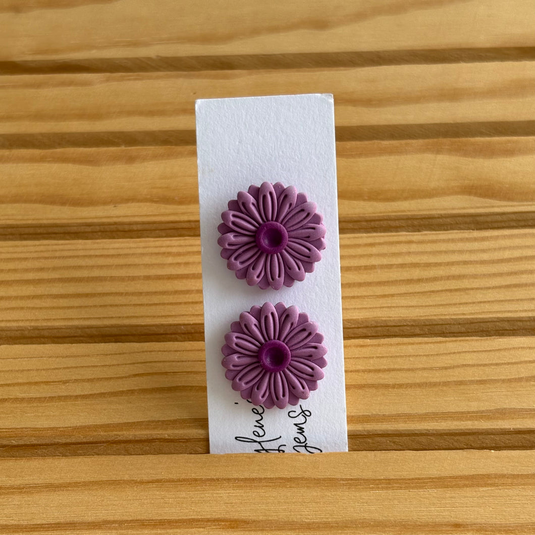 Purple Daisy Studs